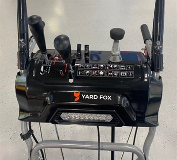 Бензиновый снегоуборщик YARD FOX 7654E - фото 10192