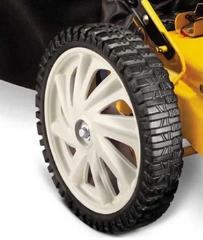Садовый пылесос бензиновый Cub Cadet CSV 050 - фото 5170