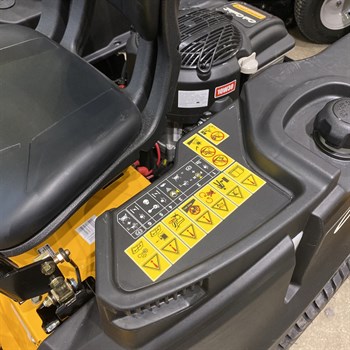 Садовый трактор Cub Cadet XZ1 107 - Уценка! - фото 7934