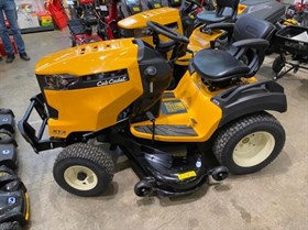 Садовый трактор Cub Cadet XT3 QS127 - Уценка!